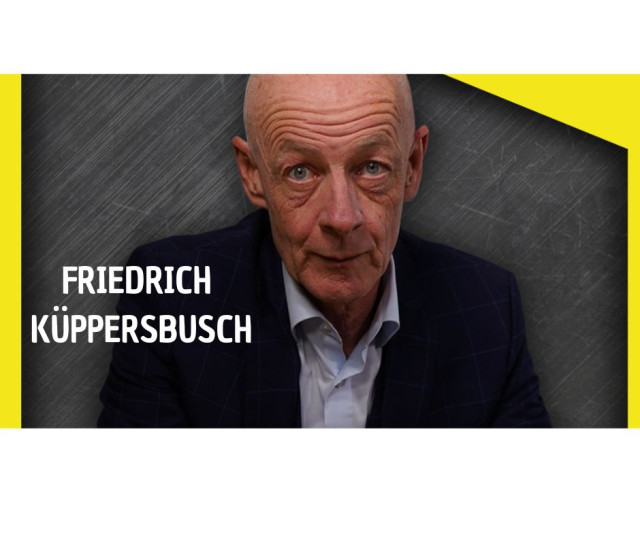 Criticism of the mainstream is the mainstream on the internet.